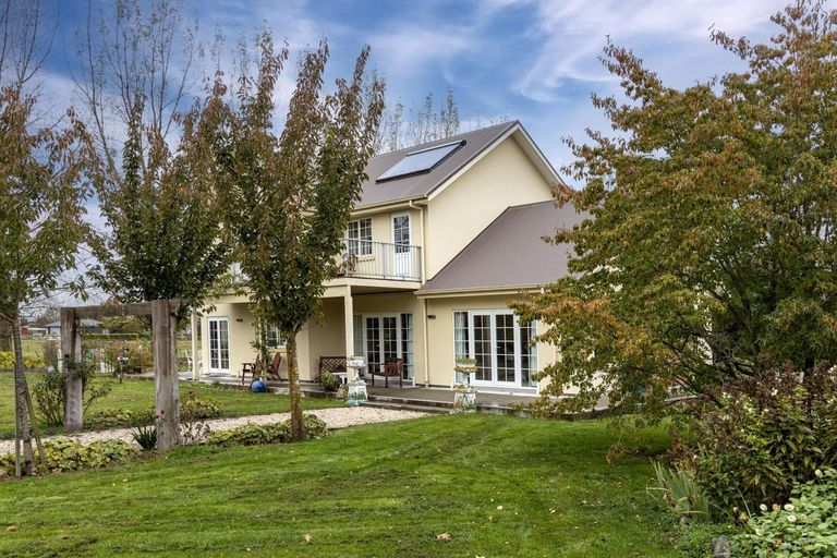 Photo of property in 119 Cox Street, Geraldine, 7930