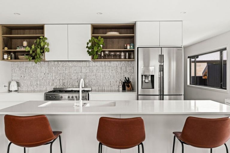 Photo of property in 38 King Street, Taradale, Napier, 4112