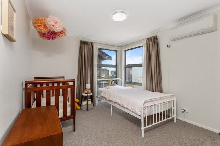 Photo of property in 6 Tiger Moth Street, Hobsonville, Auckland, 0616