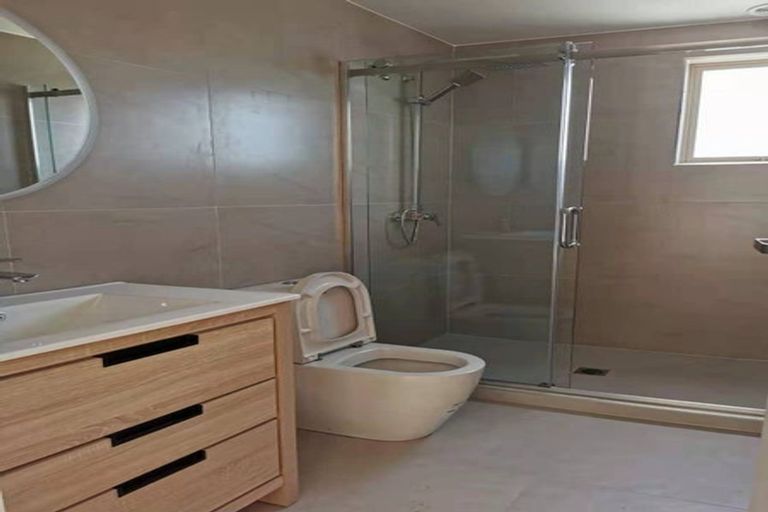 Photo of property in 181 Upper Harbour Drive, Greenhithe, Auckland, 0632