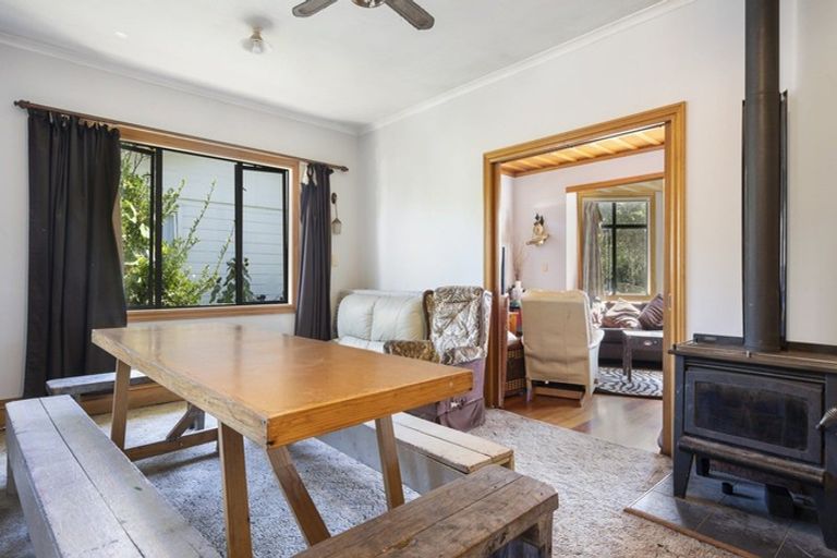 Photo of property in 76 Terou Street, Manaia, 4612