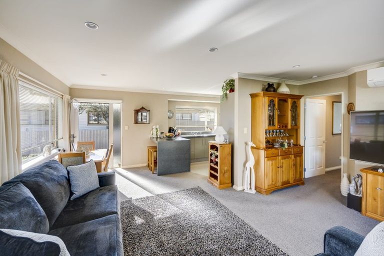 Photo of property in 142b Gloucester Street, Taradale, Napier, 4112