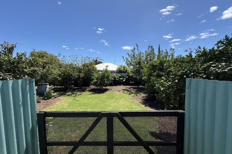 Photo of property in 61 Browne Street, Waitara, 4320