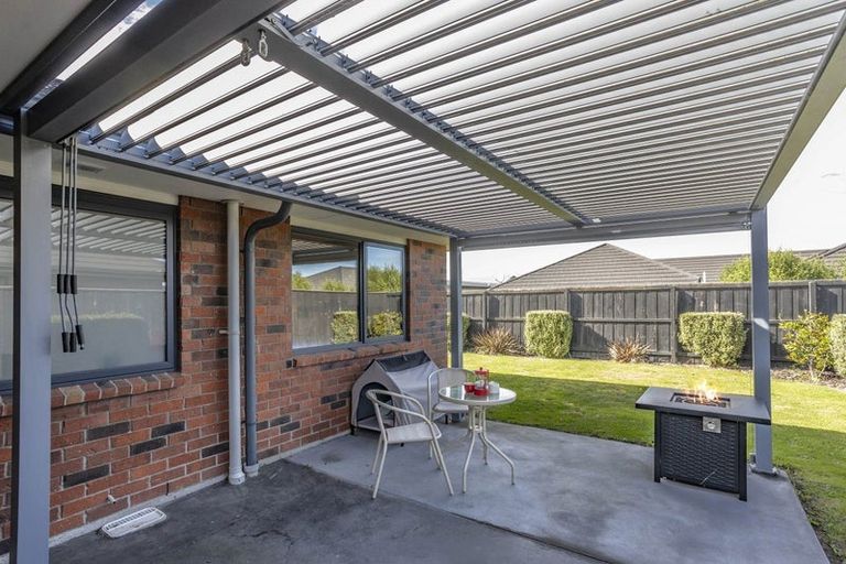 Photo of property in 66 Shillingford Boulevard, Rolleston, 7615