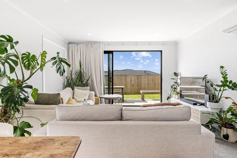 Photo of property in 5 Lachlan Thompson Drive, Warkworth, 0910