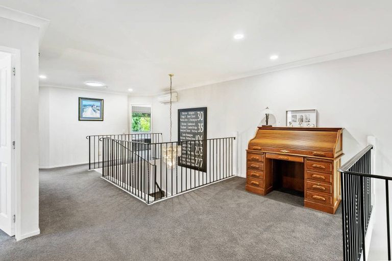 Photo of property in 27 Santa Ana Drive, Dannemora, Auckland, 2016