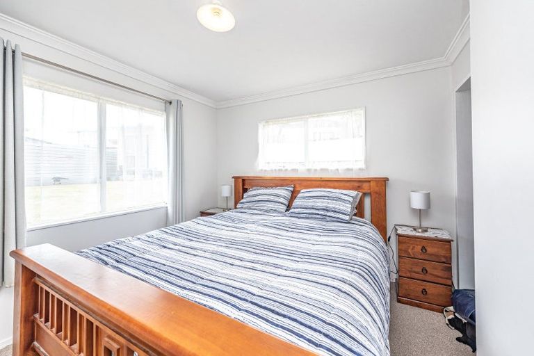 Photo of property in 20 Karyn Street, Castlecliff, Whanganui, 4501