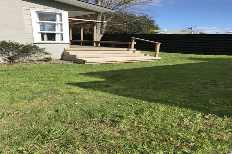 Photo of property in 15 Fuchsia Avenue, Pukete, Hamilton, 3200