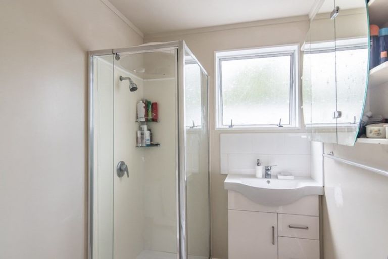 Photo of property in 86 Aorangi Road, Paraparaumu, 5032