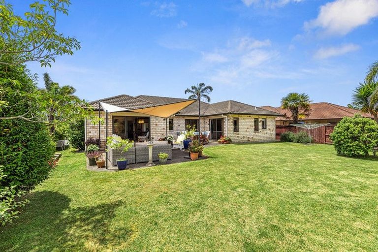Photo of property in 28 Tomika Crescent, Papamoa Beach, Papamoa, 3118