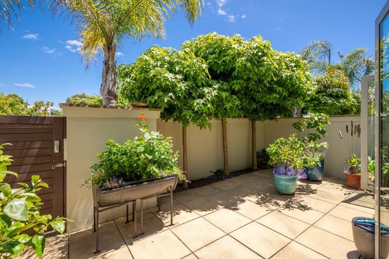 Photo of property in 2/39 Trafalgar Street, The Wood, Nelson, 7010