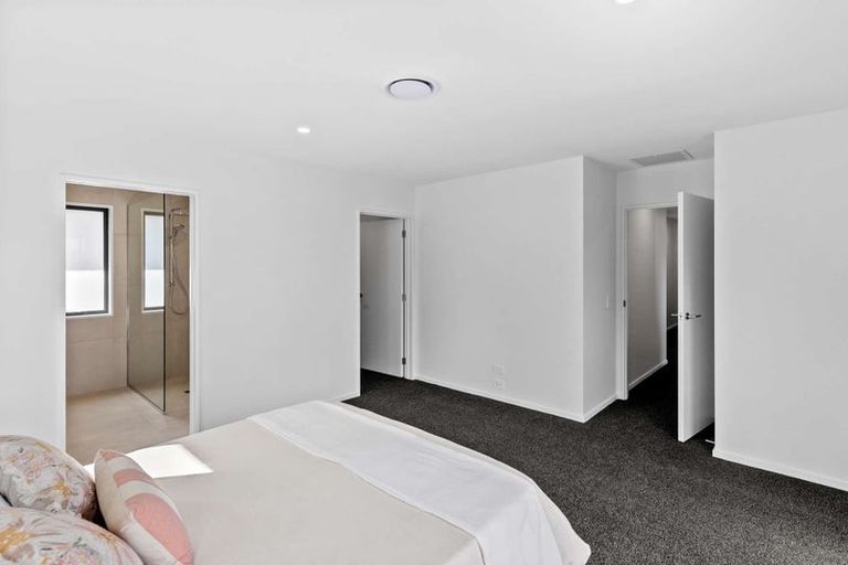 Photo of property in 12c Wykes Place, Amberley, 7410