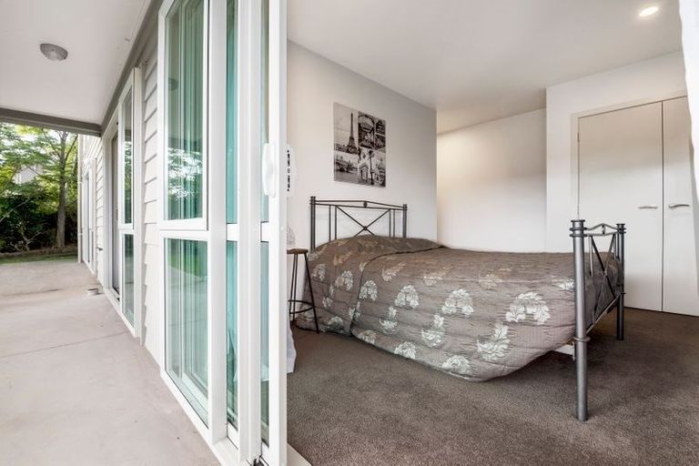 Photo of property in 10 Treetops Way, Bayview, Auckland, 0629