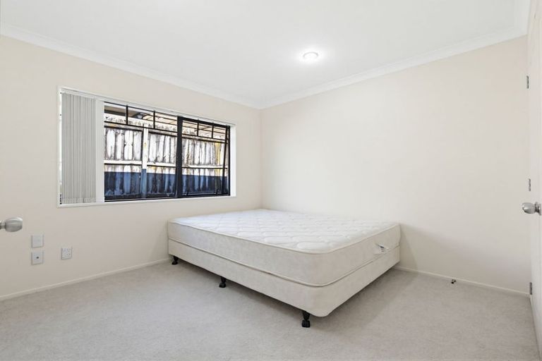 Photo of property in 3 Norm Pellow Drive, Manurewa, Auckland, 2105