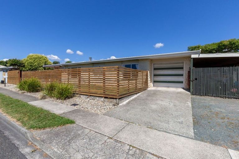 Photo of property in 70 Fergusson Street, Stoke, Nelson, 7011