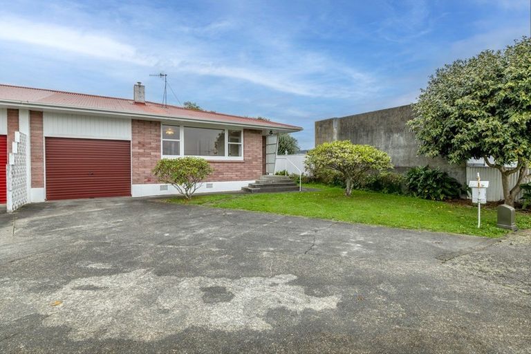 Photo of property in 5 Ely Place, Levin, 5510
