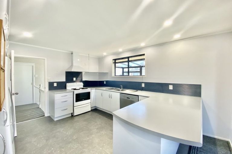 Photo of property in 179 Hobsonville Road, Hobsonville, Auckland, 0618
