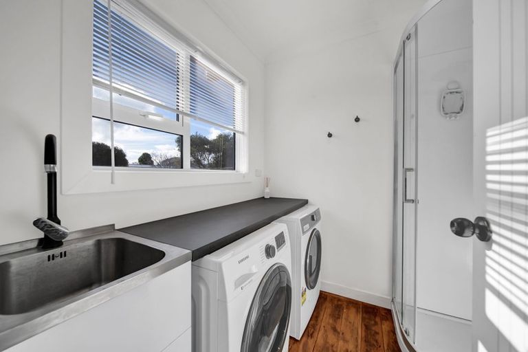 Photo of property in 52 Puriri Street, Hawera, 4610