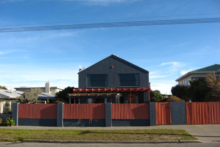Photo of property in 368 Marine Parade, New Brighton, Christchurch, 8061