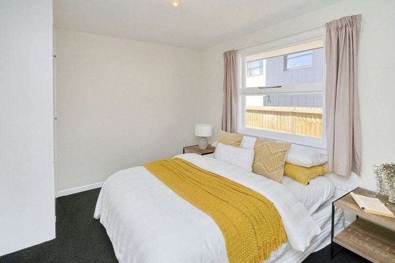 Photo of property in 2/123 Hills Road, Edgeware, Christchurch, 8013