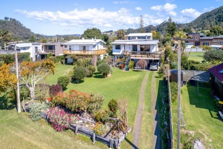 Photo of property in 4 Harsant Avenue, Hahei, Whitianga, 3591