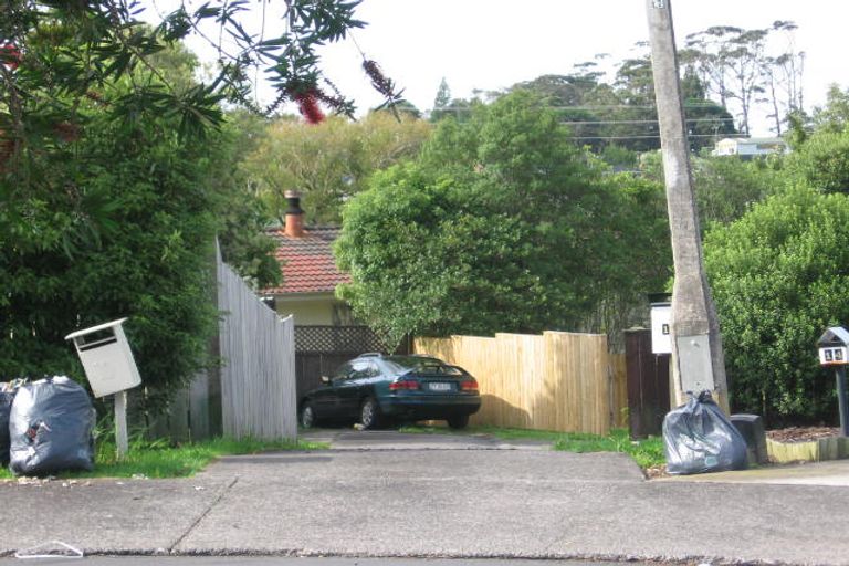 Photo of property in 10 Karina Place, Glen Eden, Auckland, 0602