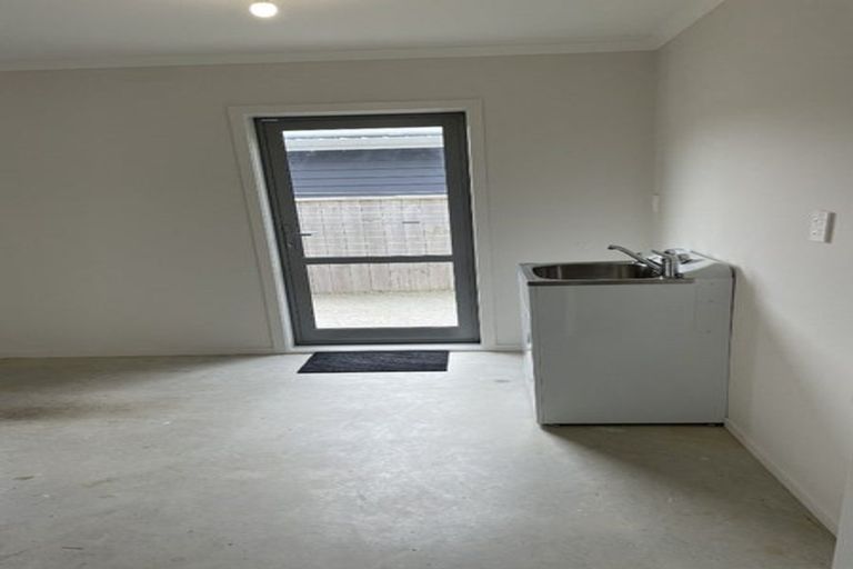 Photo of property in 214a Navigation Drive, Whitby, Porirua, 5024