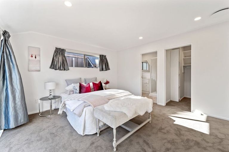 Photo of property in 6 Elsfield Place, Torbay, Auckland, 0630