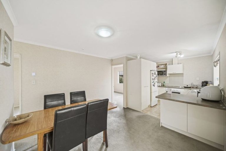 Photo of property in 5 Harobed Place, Weymouth, Auckland, 2103