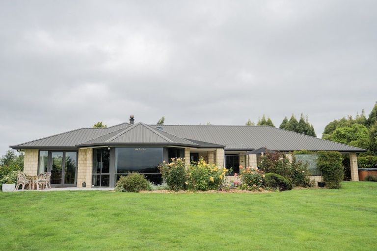 Photo of property in 108 Spur Road, Hadlow, Timaru, 7975