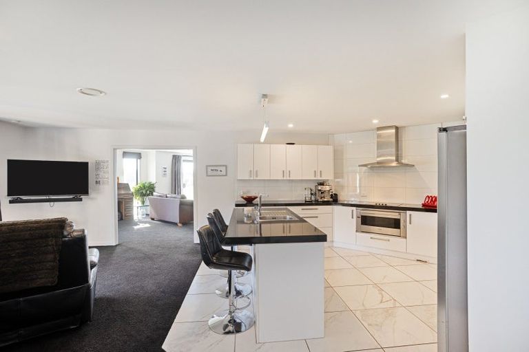 Photo of property in 56 Sunrise Drive, Seaward Bush, Invercargill, 9812