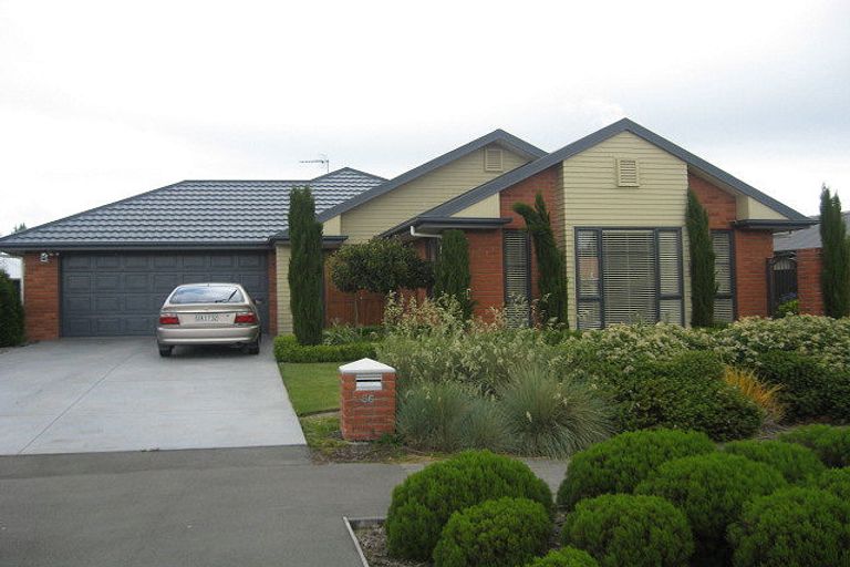Photo of property in 56 Glasnevin Drive, Casebrook, Christchurch, 8051