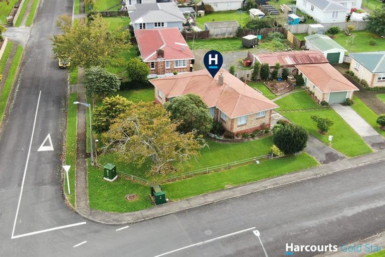 Photo of property in 1 Lee Avenue, Paeroa, 3600