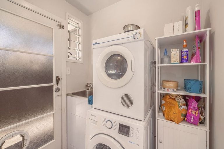 Photo of property in 2/90 Queenspark Drive, Parklands, Christchurch, 8083