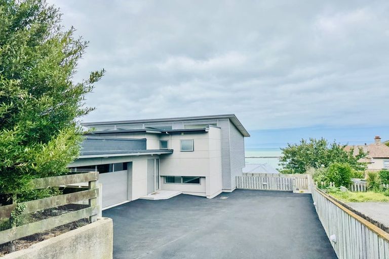 Photo of property in 45a Wharfe Street, South Hill, Oamaru, 9400