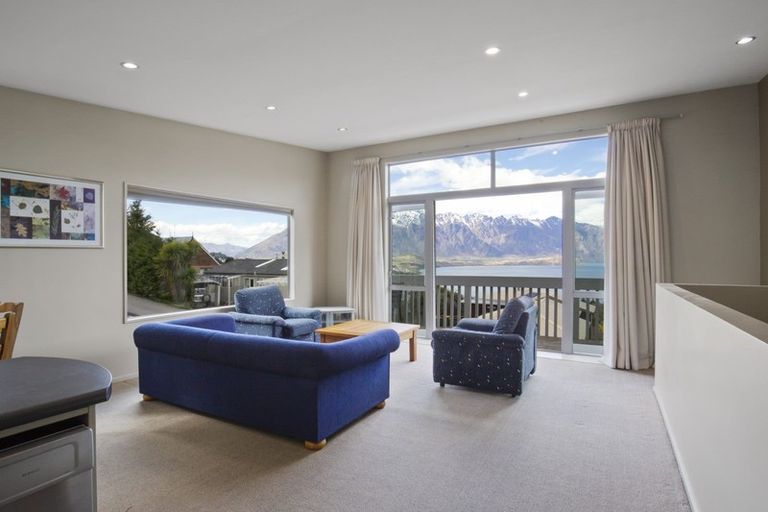 Photo of property in 36b Avalon Crescent, Fernhill, Queenstown, 9300
