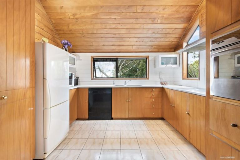 Photo of property in 36 White Heron Drive, Massey, Auckland, 0614