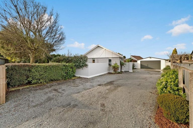 Photo of property in 19 Gibson Drive, Hornby, Christchurch, 8042