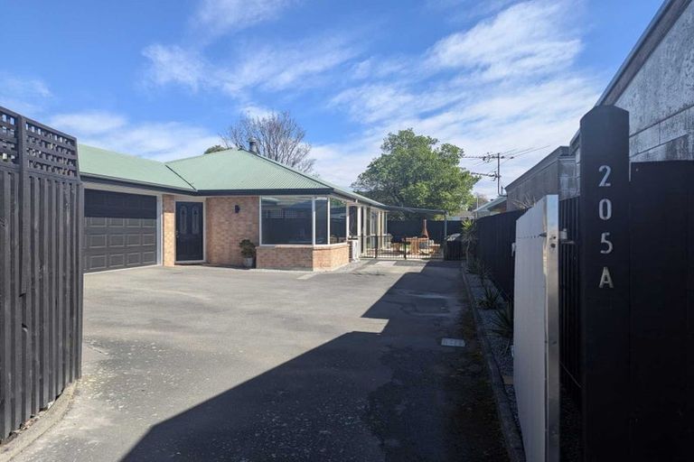 Photo of property in 205a Main North Road, Redwood, Christchurch, 8051