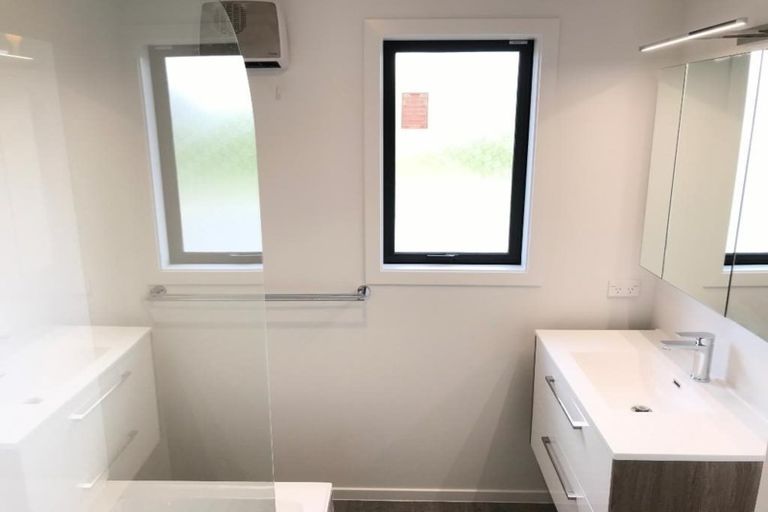 Photo of property in 62 Saint Johns Street, Woolston, Christchurch, 8062