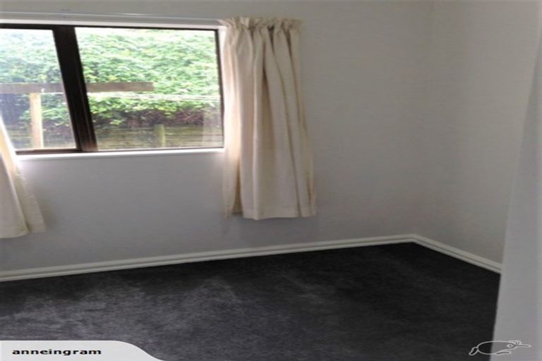 Photo of property in 112 Weka Street, Miramar, Wellington, 6022