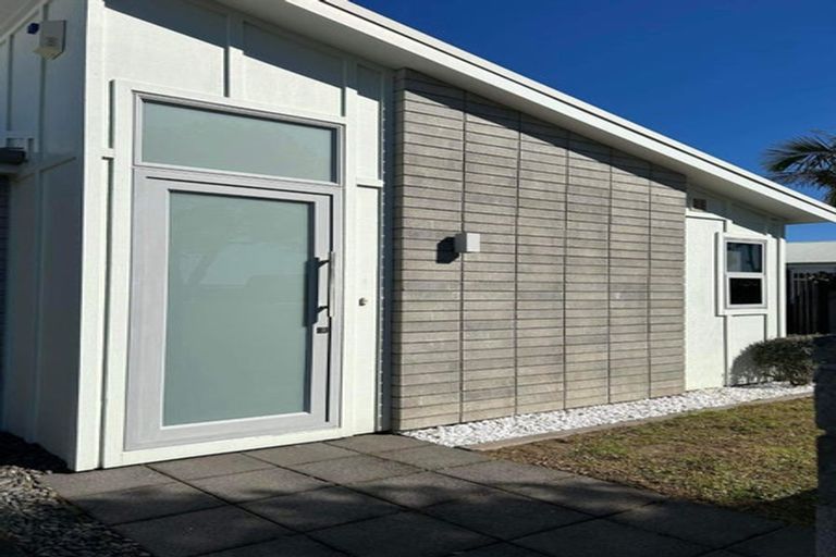 Photo of property in 5 Alice Lane, Papamoa Beach, Papamoa, 3118