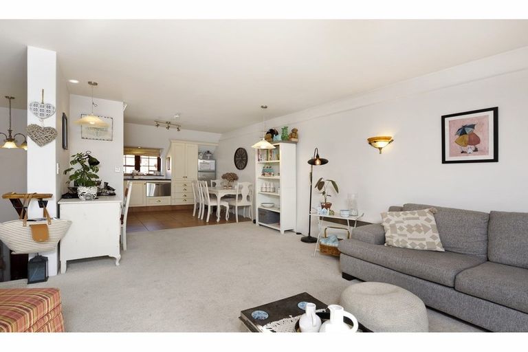 Photo of property in Riverside Cottages, 9/7 Quiet Woman Way, Monaco, Nelson, 7011