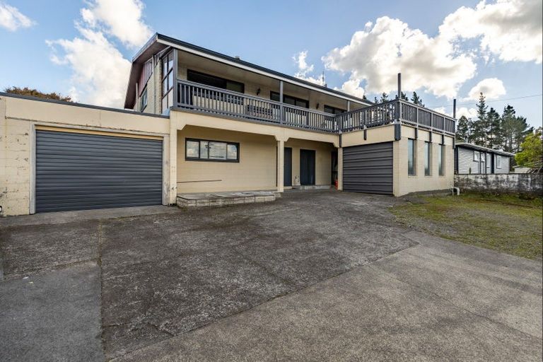 Photo of property in 6a Cutfield Street, Inglewood, 4330