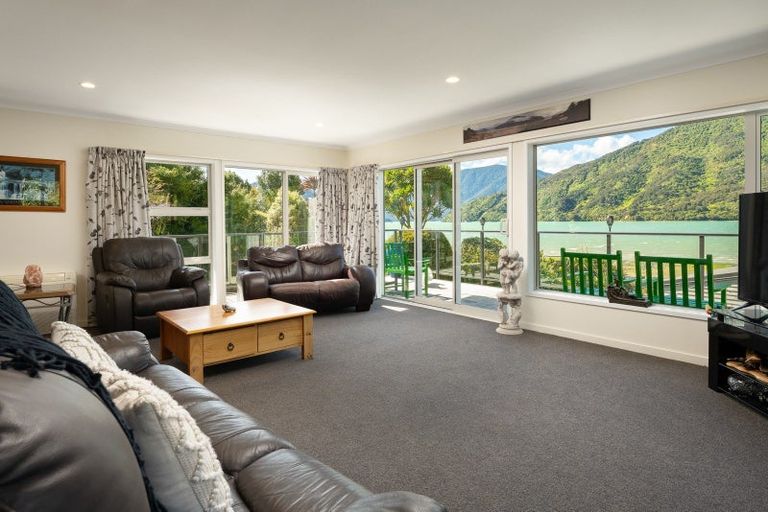 Photo of property in 26 Belview Road, Havelock, Picton, 7281