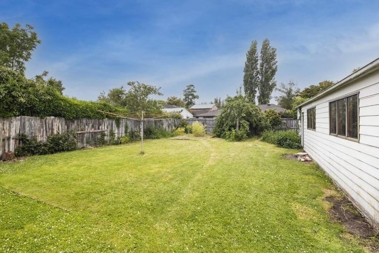 Photo of property in 61 Westburn Terrace, Burnside, Christchurch, 8041