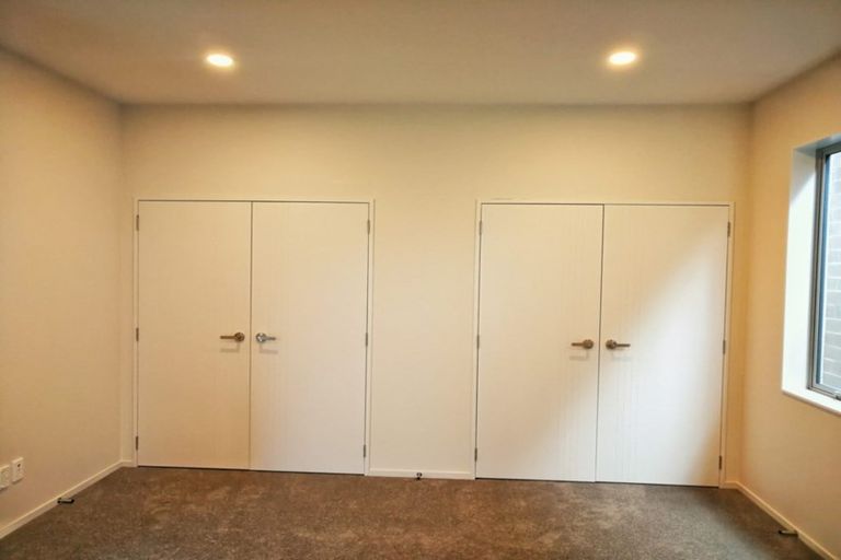 Photo of property in 12 Sunshine Boulevard, Sunnyvale, Auckland, 0612