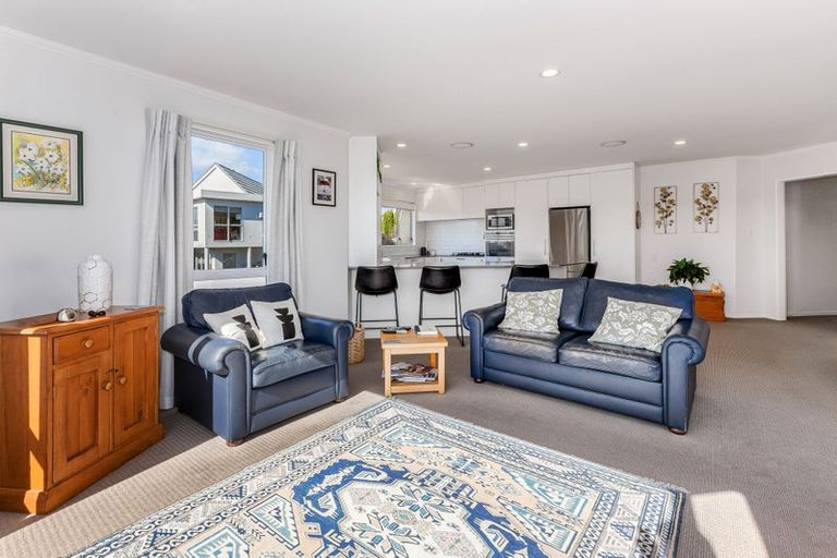 Photo of property in 3 Inlet Waters, Whitby, Porirua, 5024