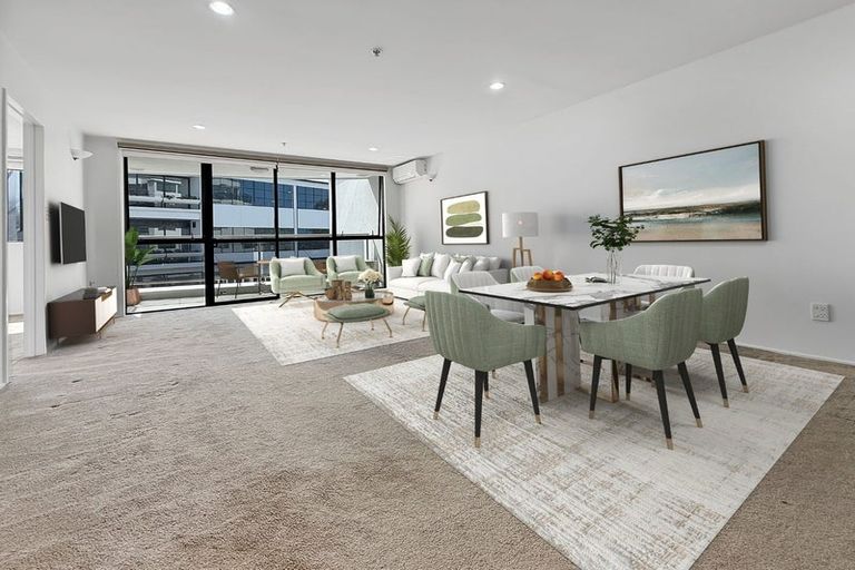 Photo of property in 2h/175 Hurstmere Road, Takapuna, Auckland, 0622