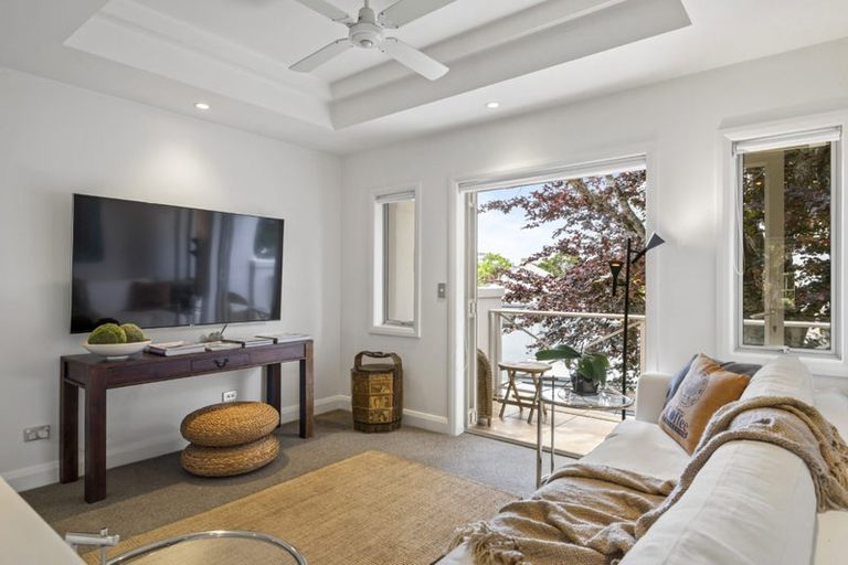 Photo of property in 2/43 Byron Avenue, Takapuna, Auckland, 0622